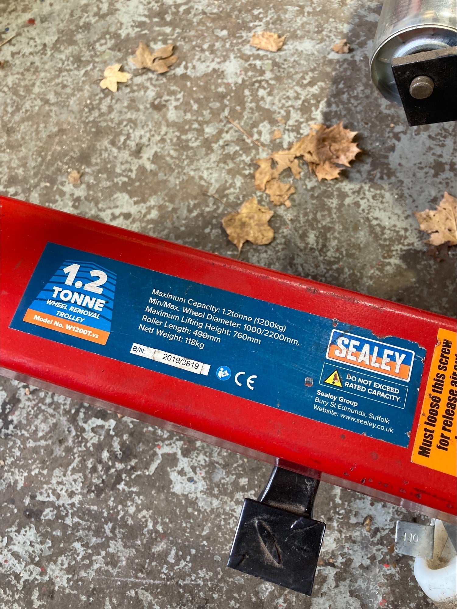 Sealey 1.2T Wheel Removal Trolley
